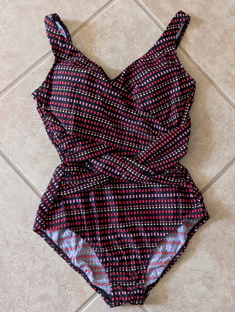 New Lands' End Slendersuit One Piece Swimsuit 6
